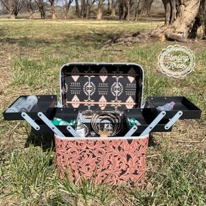Western Make up box